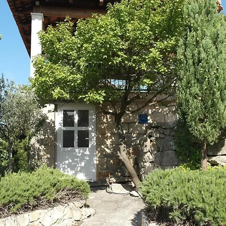 Skylight - Two Bedroom With Swimming Pool And Garden View Apartman *