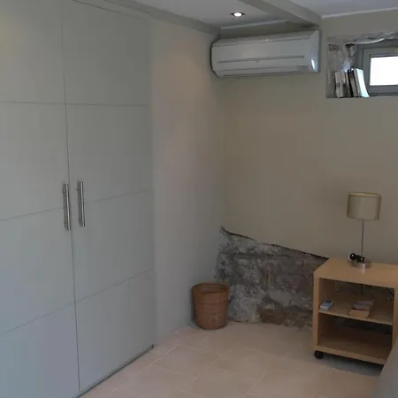 Skylight - Two Bedroom With Swimming Pool And Garden View Mocici
